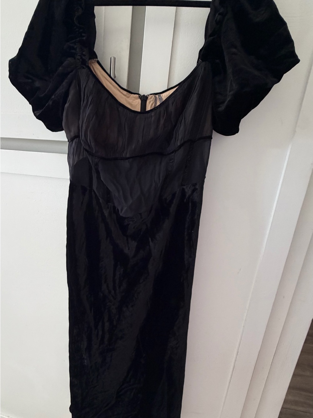 ANTHROPOLOGIE Puff-Sleeve Mesh Velvet Black Midi Dress XL